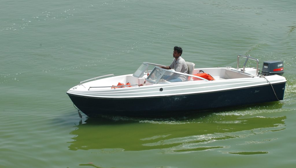motor-boating-in-koshi-river-nepal-thrill